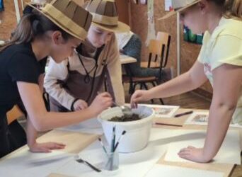 PŠ Ždralovi -Tajne skrivene u zemlji